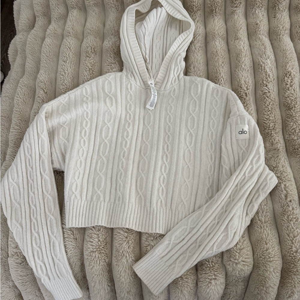 ALO Yoga Women's Ivory Cable Knit Hoodie